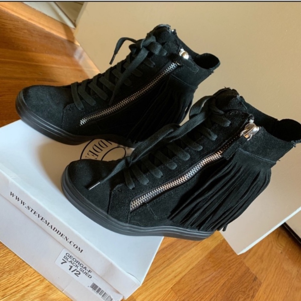 Steve Madden Black Fringe Suede Wedge Sneaker